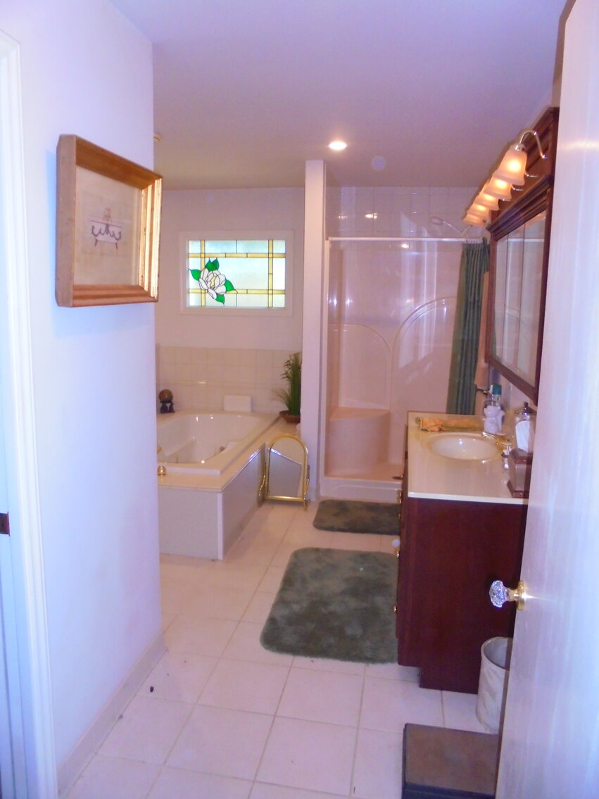 Image for REAL ESTATE & ESTATE PERSONAL PROPERTY AUCTION