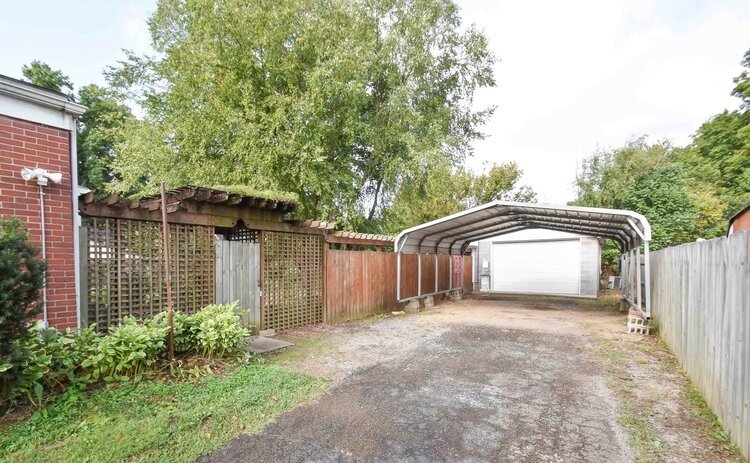 Image for Estate Auction in Shively, 40216