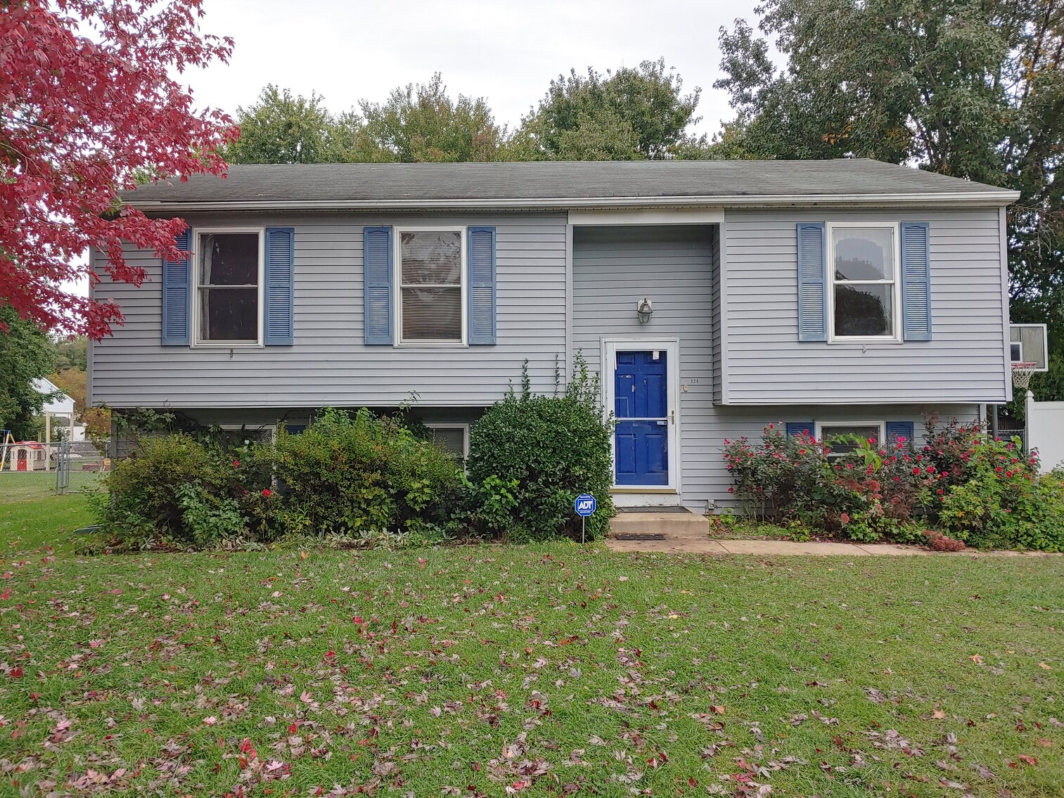 Image for 4 BR, 2 BA VINYL-SIDED SPLIT-LEVEL HOME