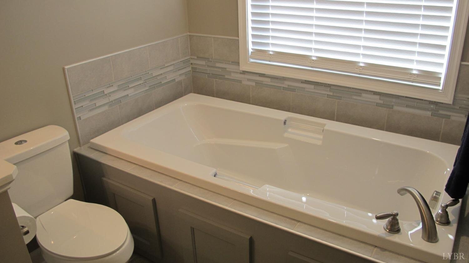 Image for 2358 Twin Lake Dr. Bedford, VA 24523