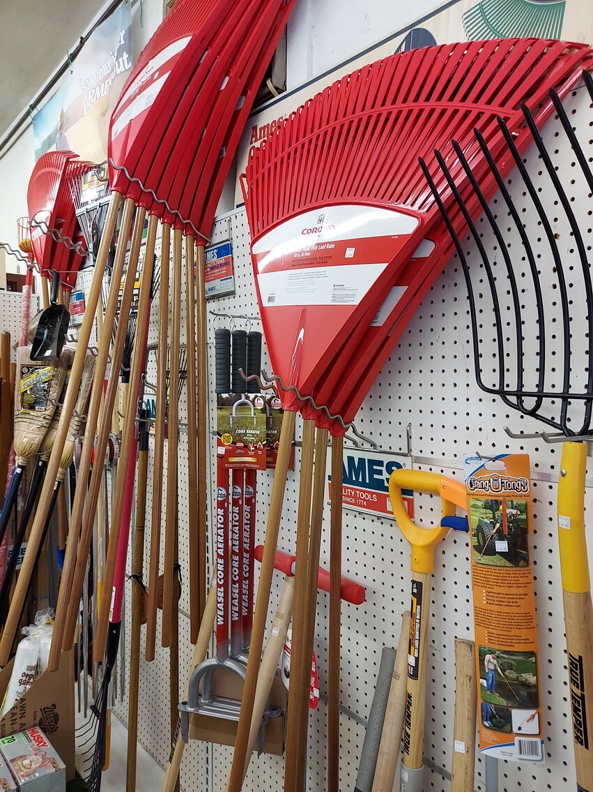 Image for Lawn & Garden/Hardware Auction