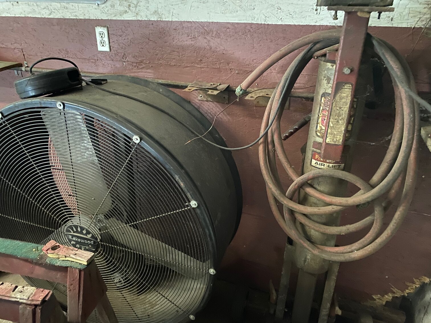 Image for ABSOLUTE RETIREMENT AUCTION - 619 FERRY STREET & 106 W. 7TH STREET METROPOLIS, IL