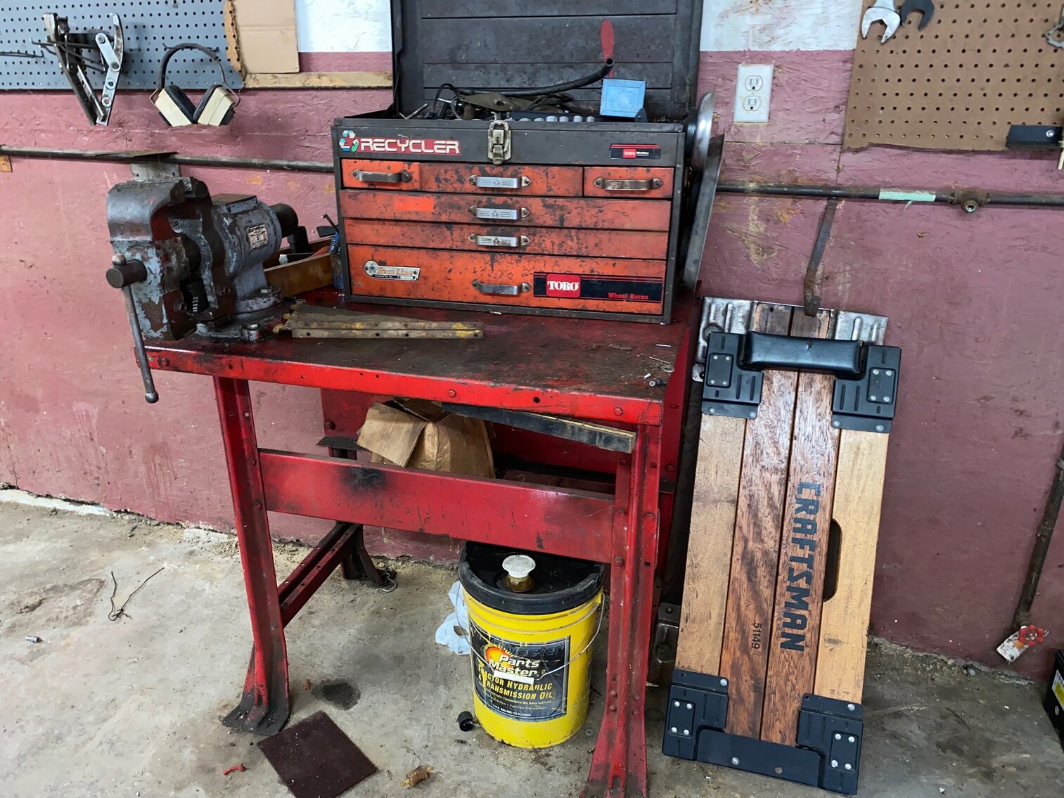 Image for ABSOLUTE RETIREMENT AUCTION - 619 FERRY STREET & 106 W. 7TH STREET METROPOLIS, IL