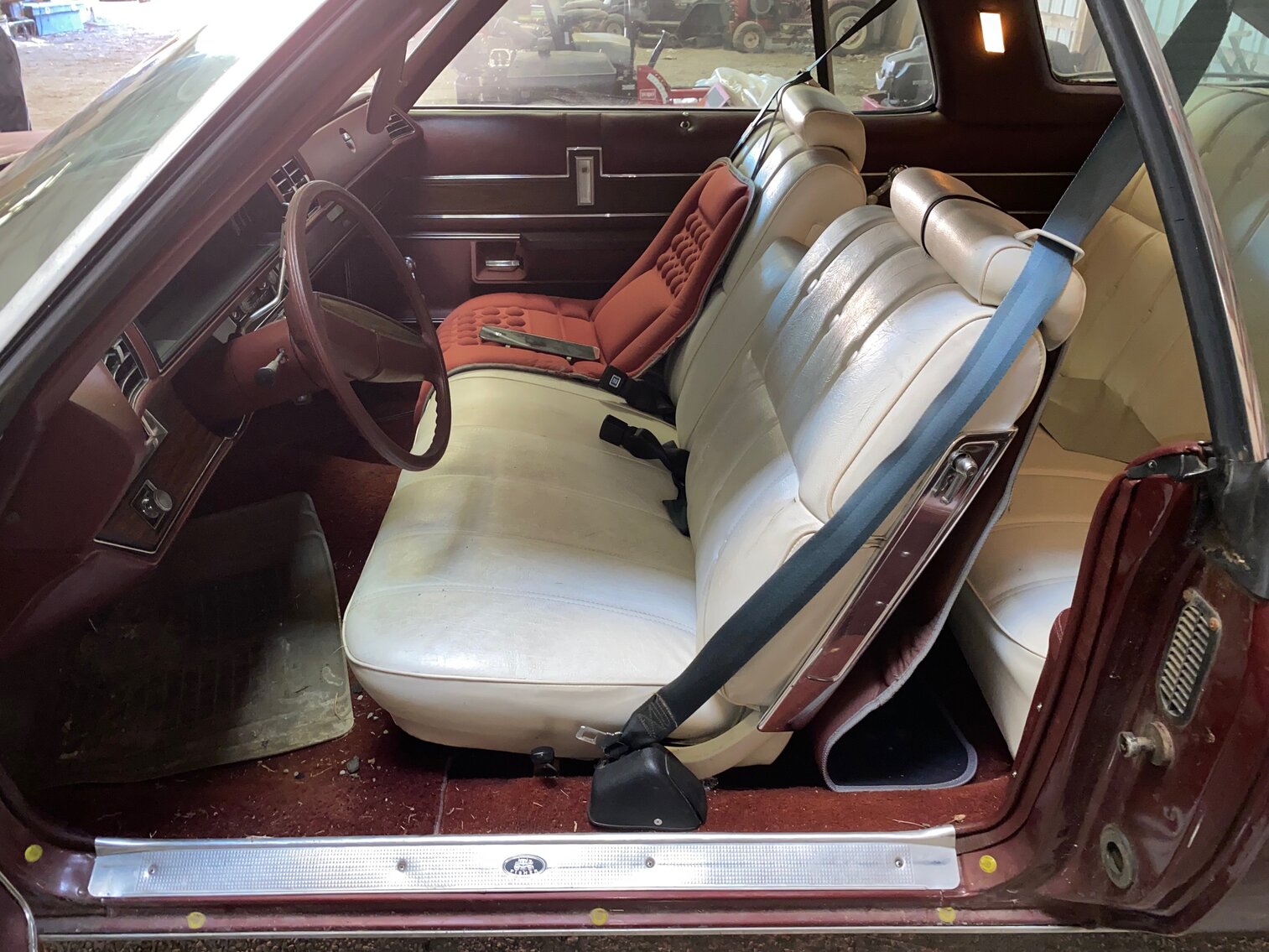 Image for ABSOLUTE RETIREMENT AUCTION - 619 FERRY STREET & 106 W. 7TH STREET METROPOLIS, IL