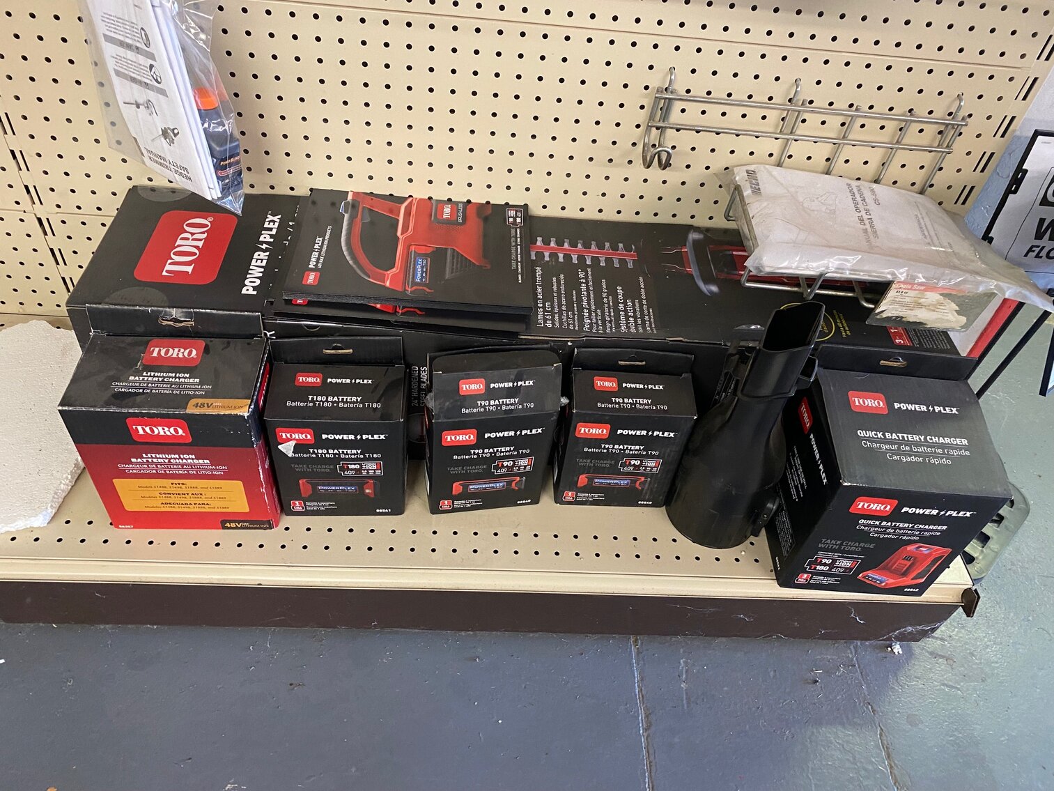 Image for ABSOLUTE RETIREMENT AUCTION - 619 FERRY STREET & 106 W. 7TH STREET METROPOLIS, IL