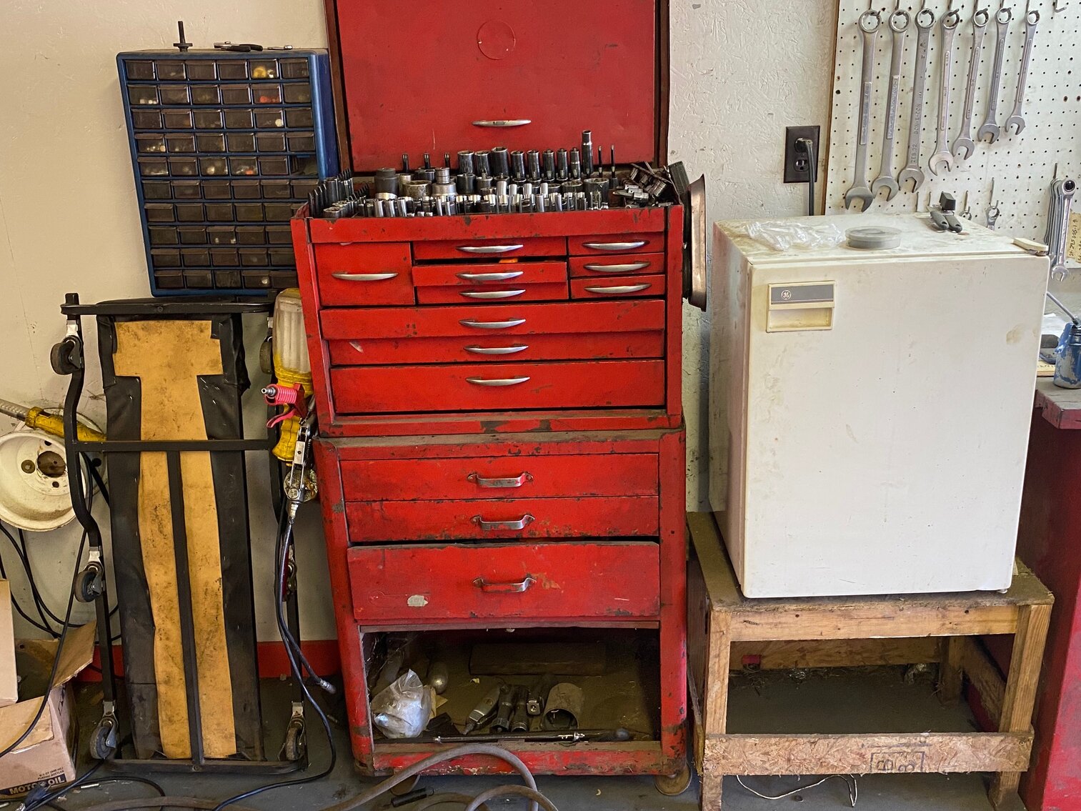 Image for ABSOLUTE RETIREMENT AUCTION - 619 FERRY STREET & 106 W. 7TH STREET METROPOLIS, IL