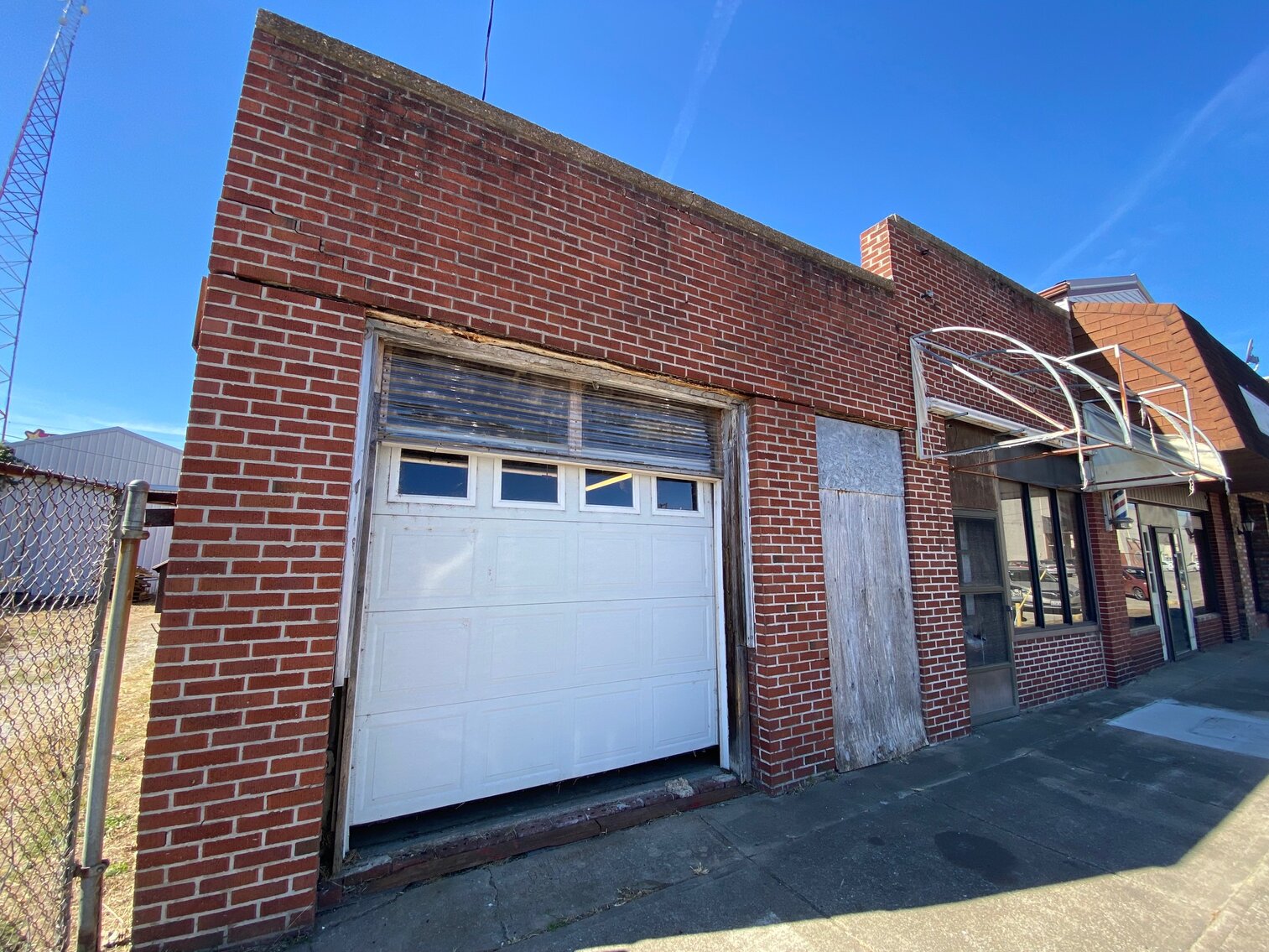 Image for ABSOLUTE RETIREMENT AUCTION - 619 FERRY STREET & 106 W. 7TH STREET METROPOLIS, IL
