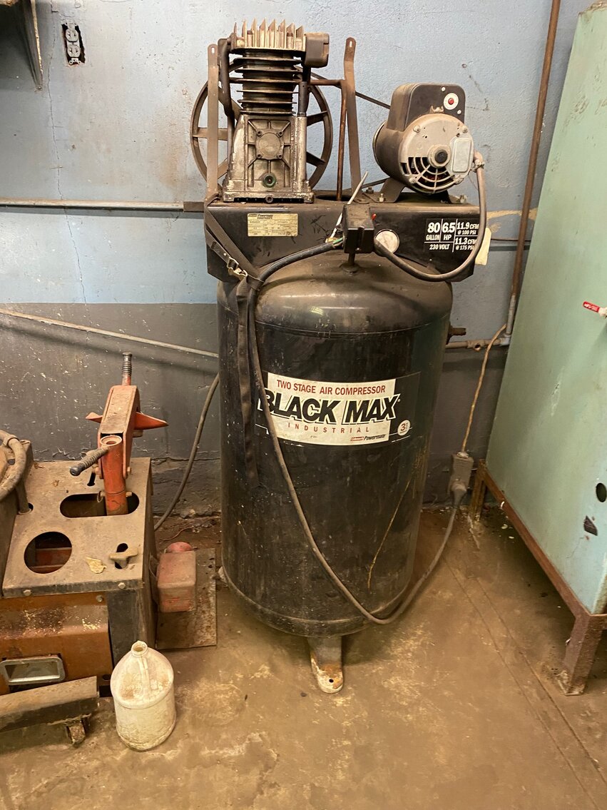 Image for ABSOLUTE RETIREMENT AUCTION - 619 FERRY STREET & 106 W. 7TH STREET METROPOLIS, IL