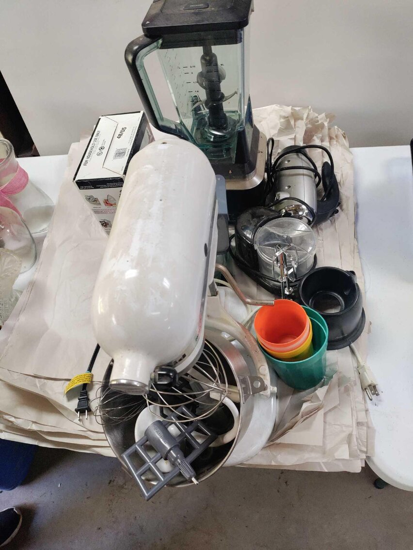 Image for Dodge Durango, Chevrolet Equinox, Back Hoe, ATV, Motorcycles, Tools, Wine, Furniture, Decor, Household (CR 1)