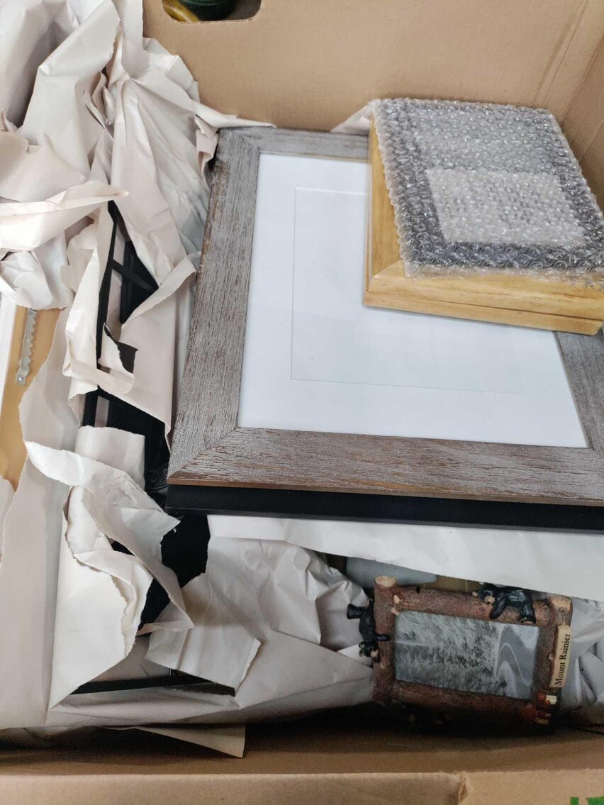 Image for Dodge Durango, Chevrolet Equinox, Back Hoe, ATV, Motorcycles, Tools, Wine, Furniture, Decor, Household (CR 1)