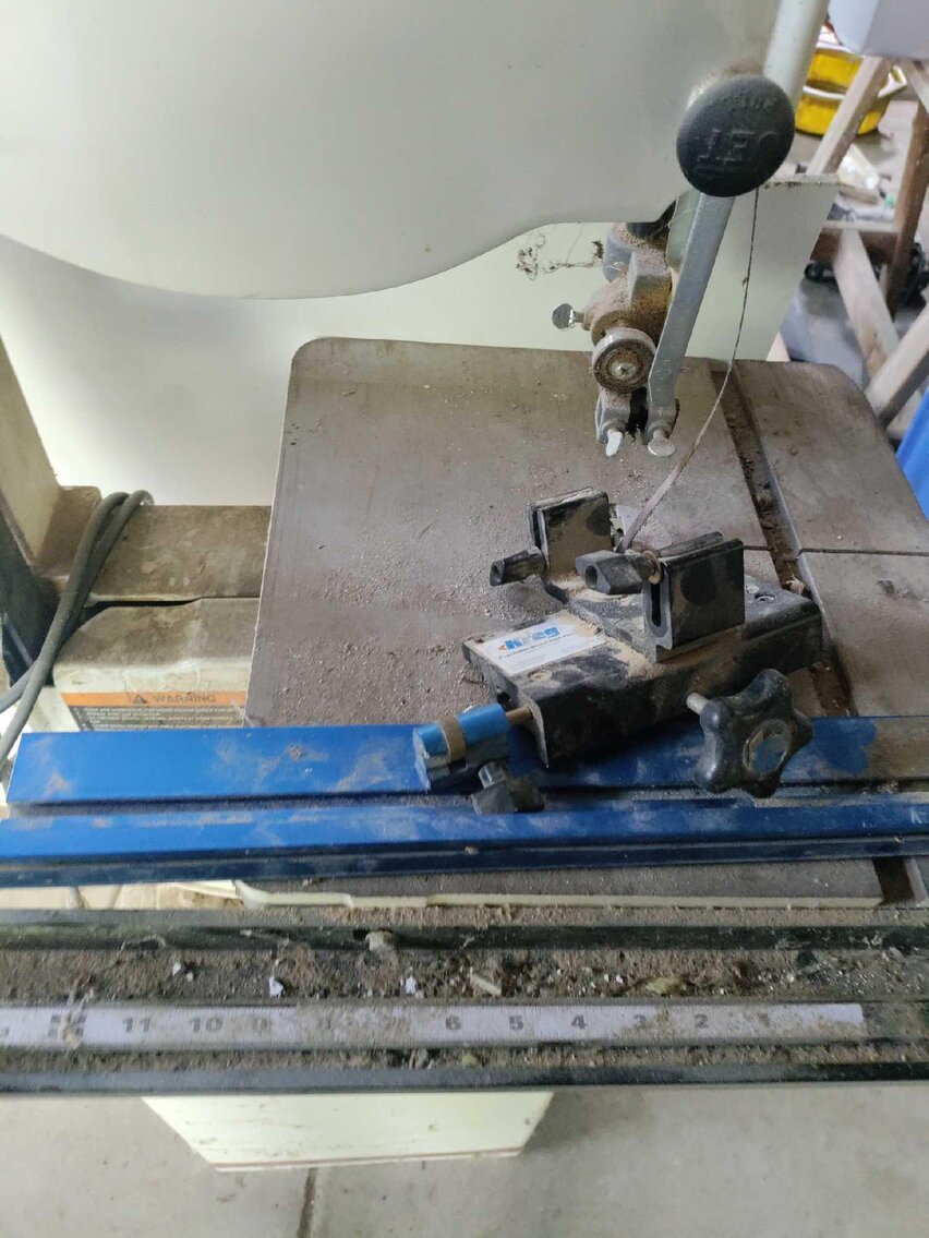 Image for Dodge Durango, Chevrolet Equinox, Back Hoe, ATV, Motorcycles, Tools, Wine, Furniture, Decor, Household (CR 1)