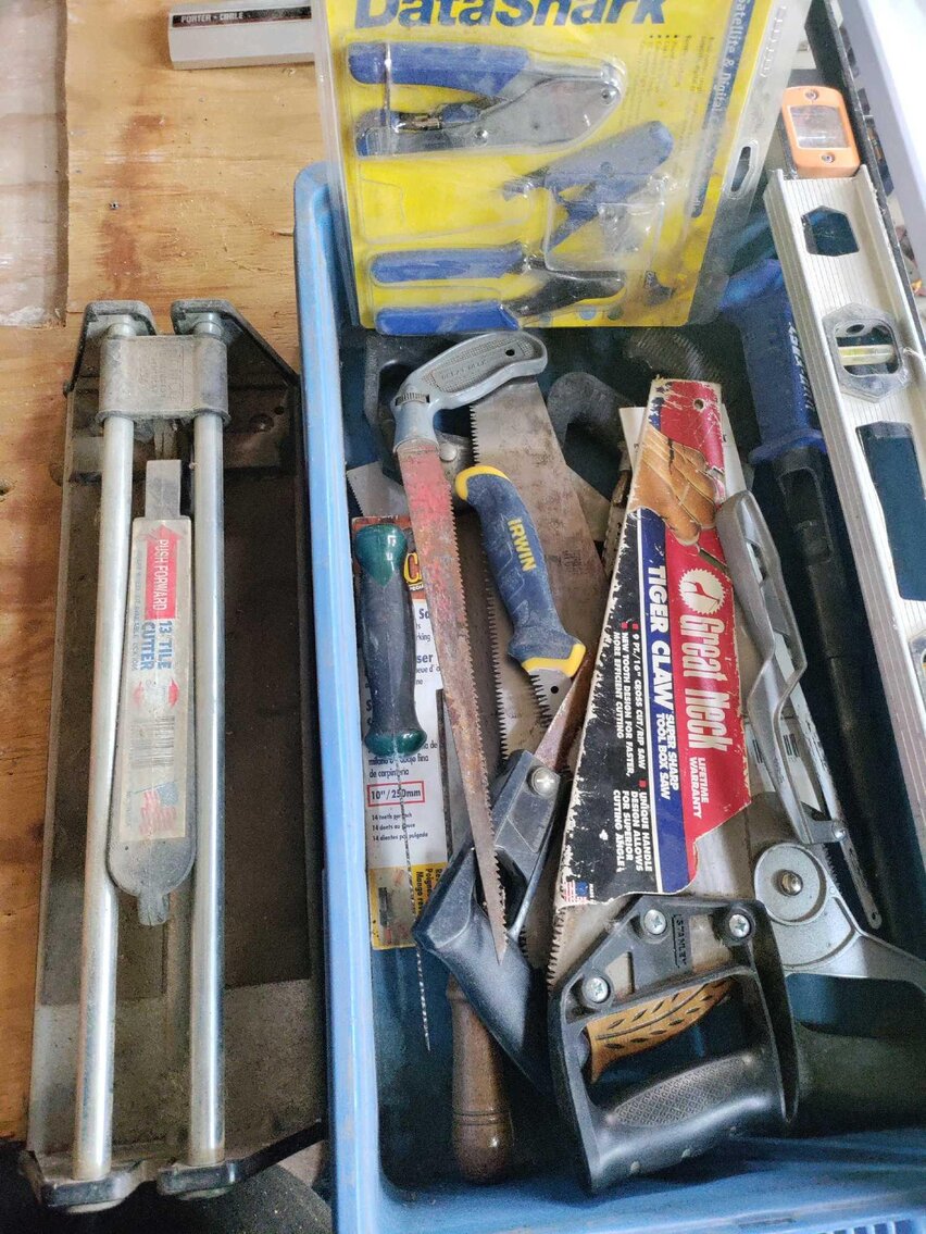 Image for Dodge Durango, Chevrolet Equinox, Back Hoe, ATV, Motorcycles, Tools, Wine, Furniture, Decor, Household (CR 1)