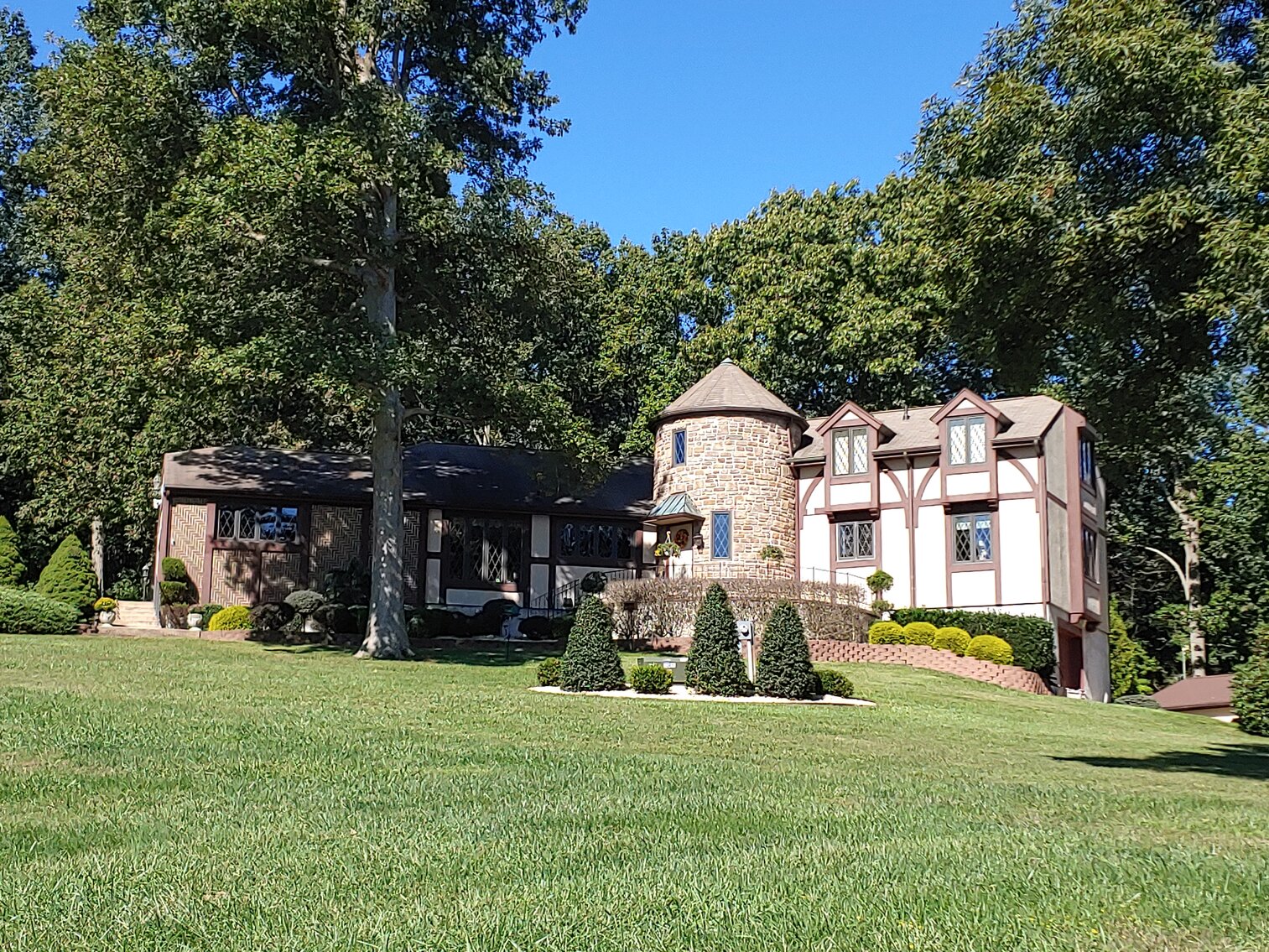 Image for 50.56 ACRE FARM KNOWN AS “BIG BRANCH”  - 4 BR, 2.5 BA 2-STORY CUSTOM HOME W/ 2-CAR ATT GARAGE & 4-BAY COMMERCIAL SHOP/BUILDING 2008 JOHN DEERE 4520 TRACTOR/LOADER W/ CAB; 2011 DEERE 855D GATOR; TOOLS/EQUIPMENT/HOUSEHOLD ITEMS