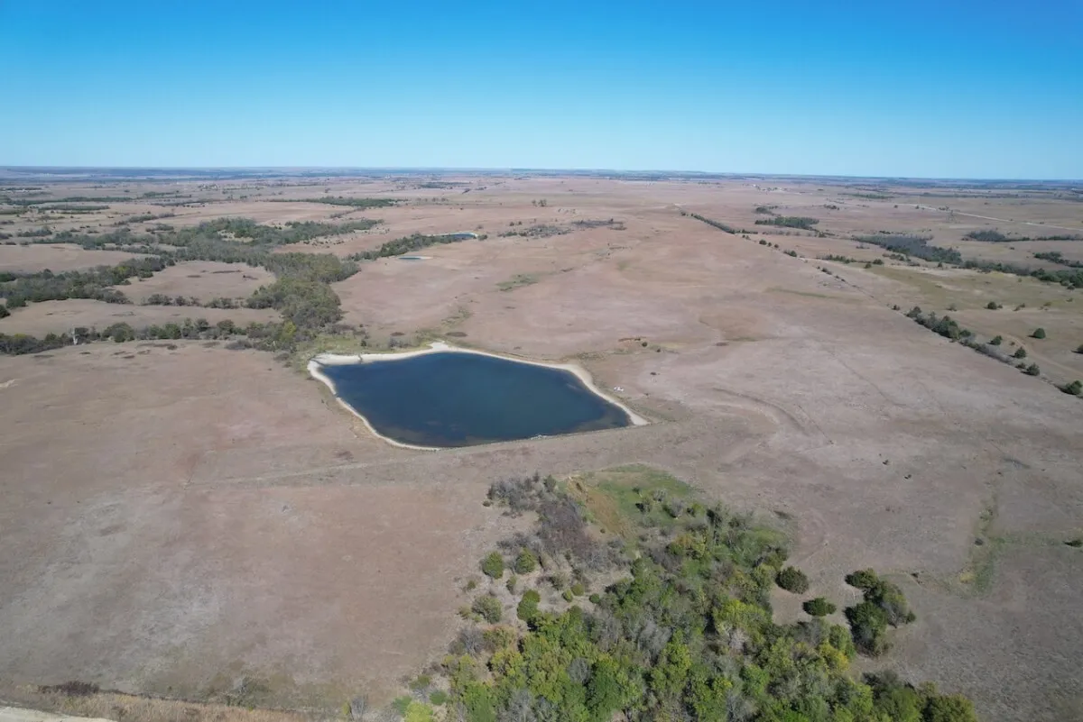 640+- Acres Chautauqua County, Kansas – Watershed Lake, Pasture, Rolling Hills, & Hunting photo 6