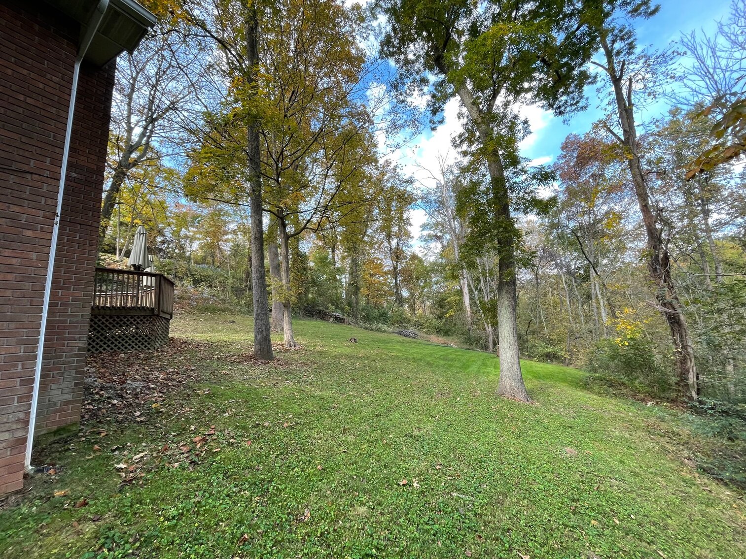 Image for SOLD $159,500 - Beautiful 4 Bedroom Brick Mid-Entry on 1.2 Acres