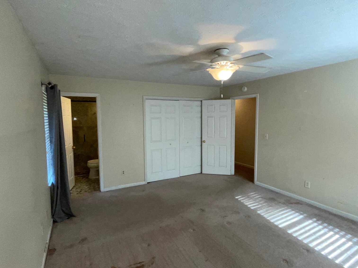 Image for SOLD $159,500 - Beautiful 4 Bedroom Brick Mid-Entry on 1.2 Acres