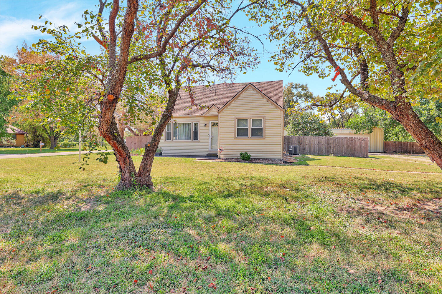 Image for 1801 W 53rd St N