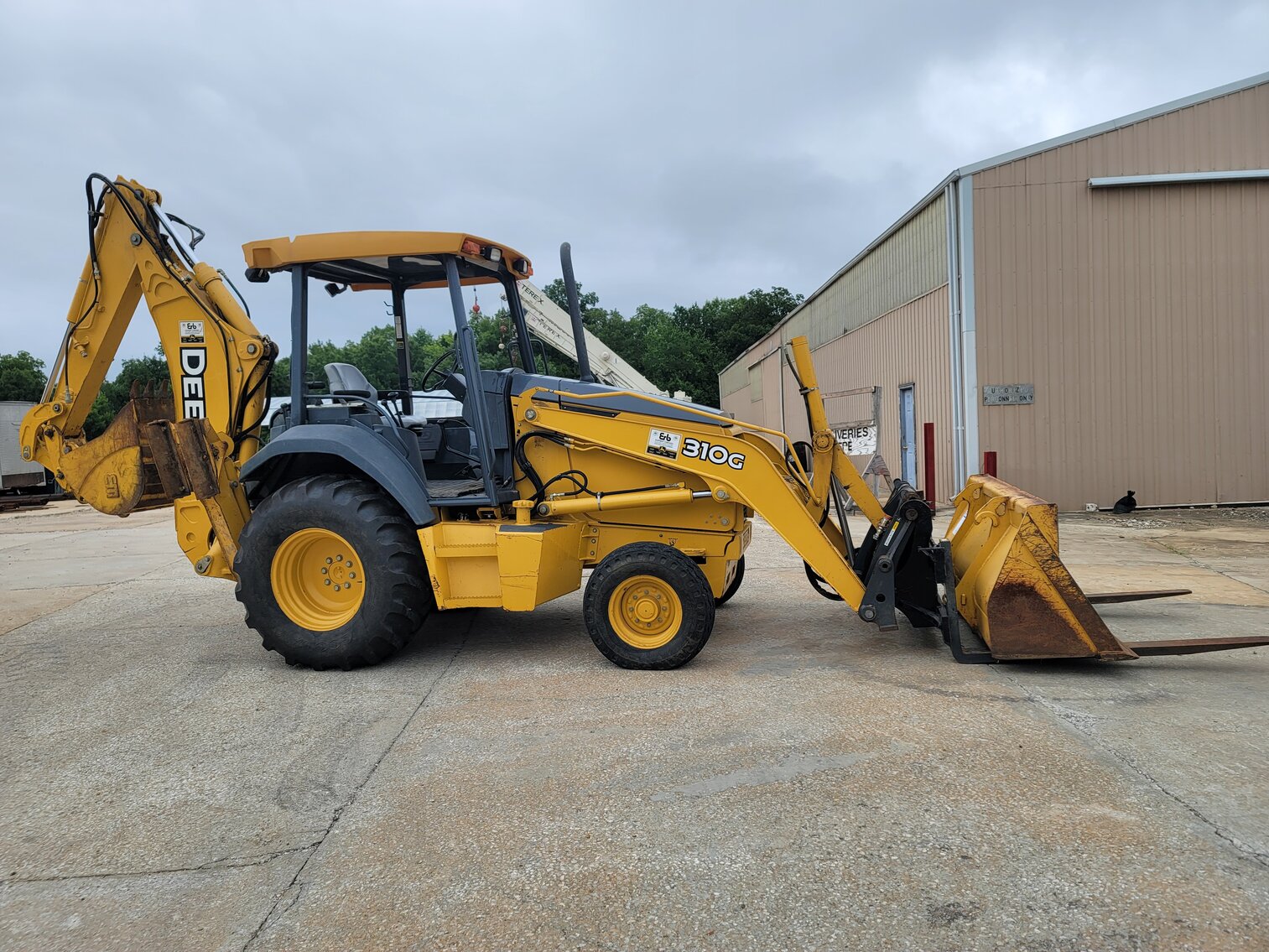 Image for 2005 John Deere 310sg (low hours)