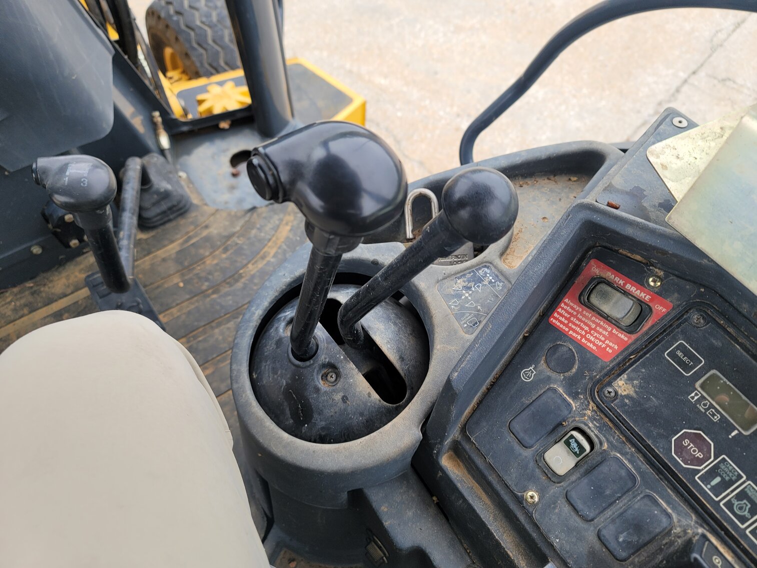 Image for 2005 John Deere 310sg (low hours)