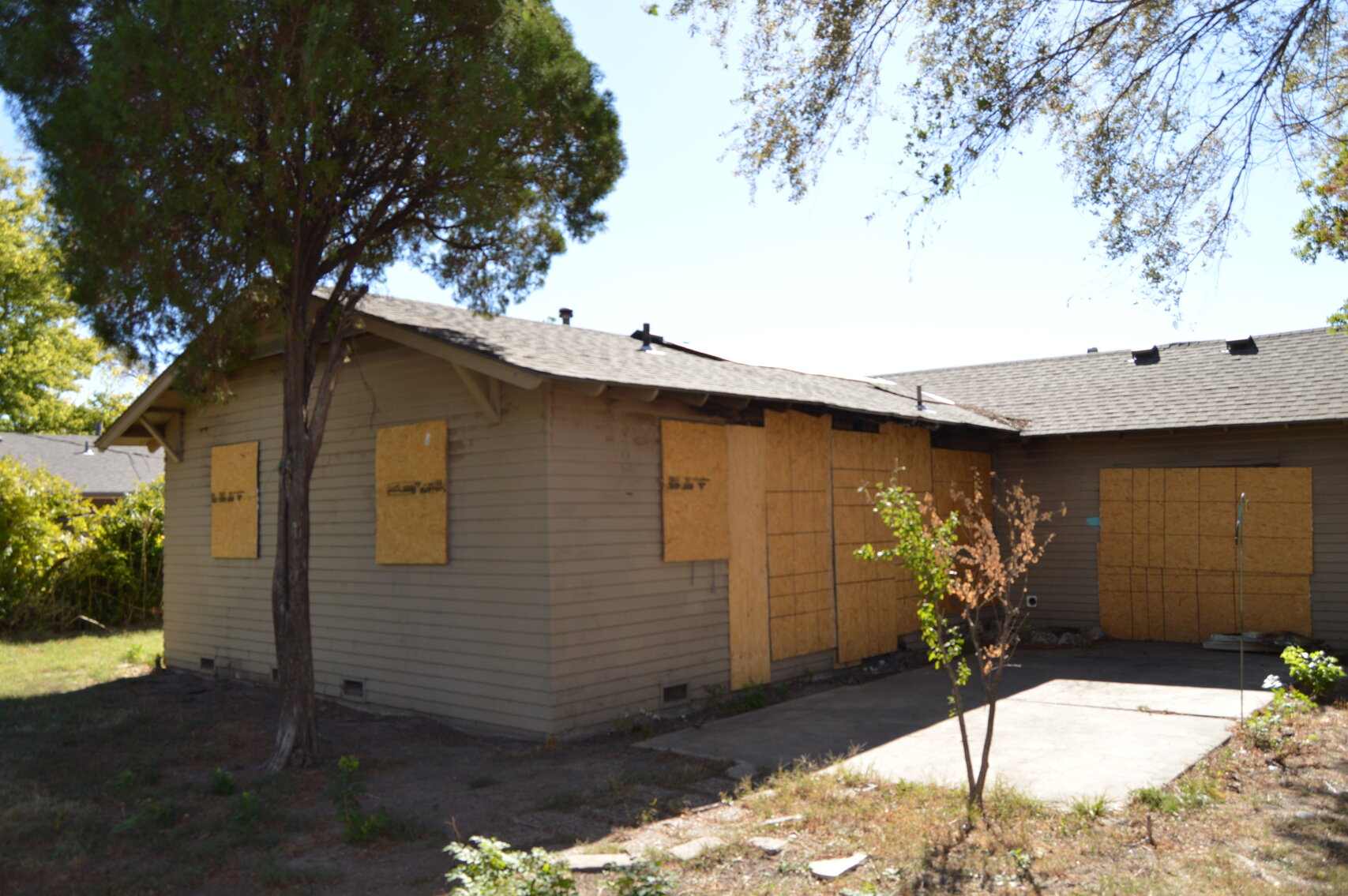 Image for 2416 W 30th St S