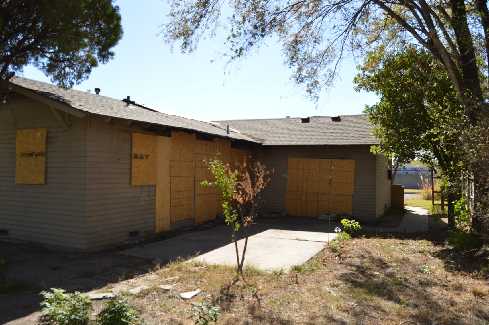 Image for 2416 W 30th St S