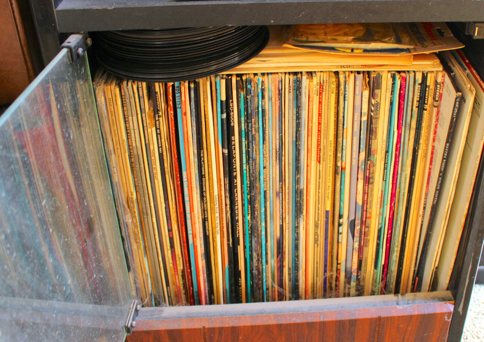 Image for VINTAGE TIME CAPSULE ESTATE AUCTION