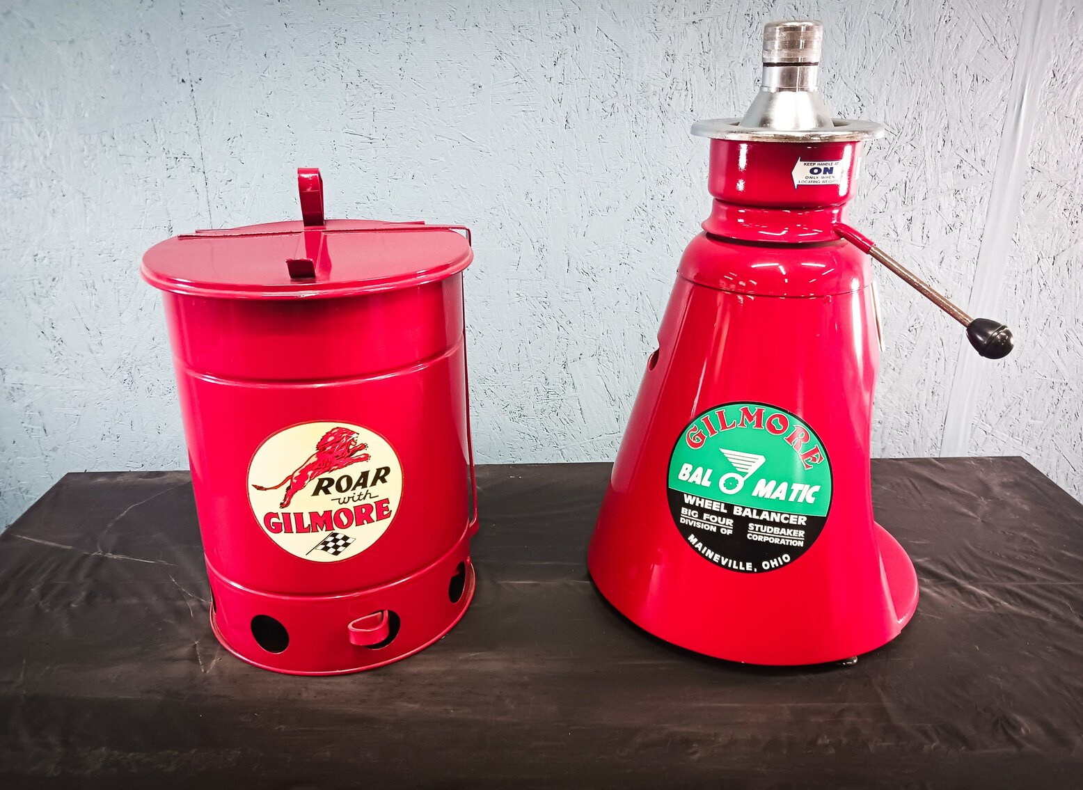 GILMORE RAG CAN AND WHEEL BALANCER