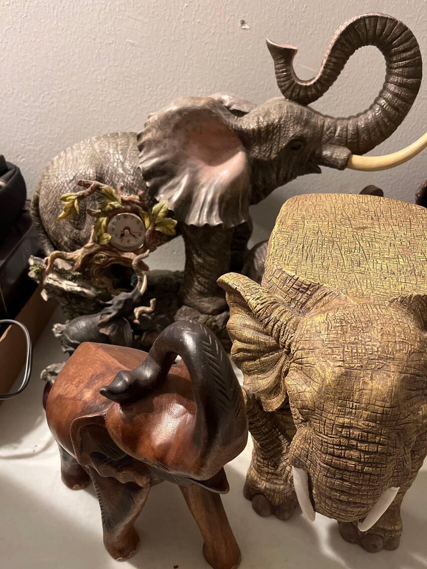 Image for Scooters, Household, Jewelry, Decorative, Collectibles, Animal Decor, Appliances (Grey)