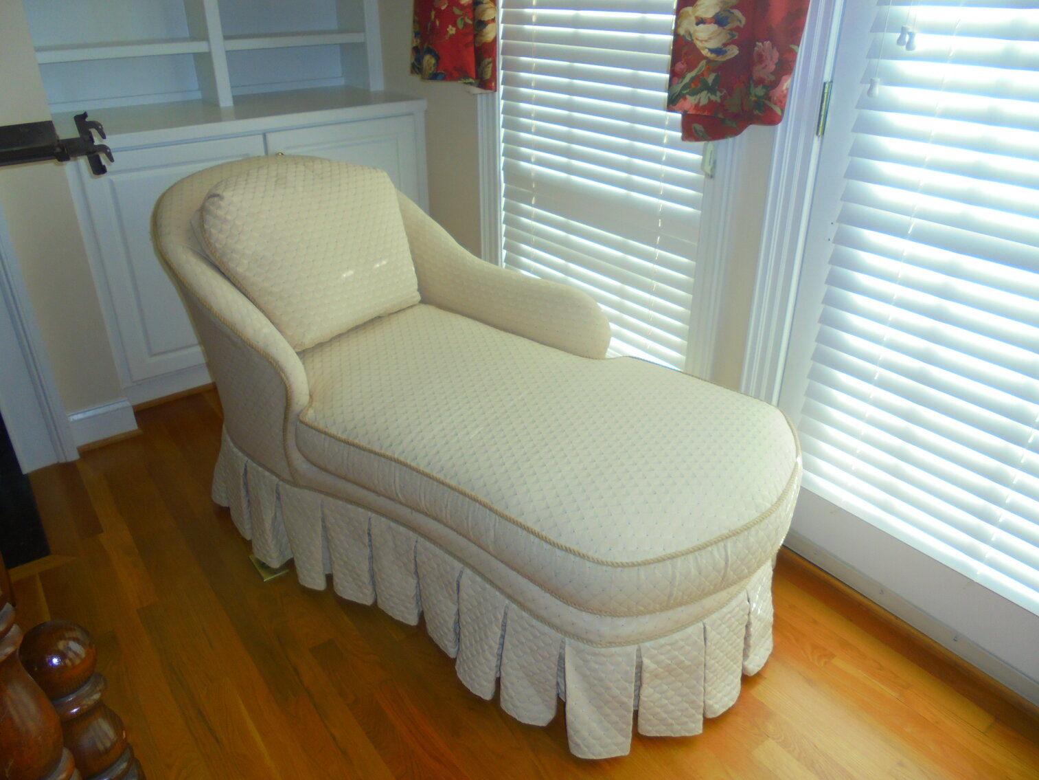 Image for PUBLIC ESTATE AUCTION (LIVING/MOVING)