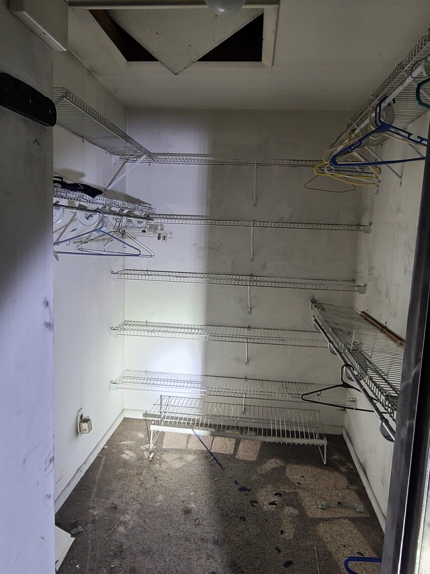 Image for Seller Ordered Online Auction - 3,630 +/- SF Ranch Style Dwelling on 1.42 +/- Acre Lot