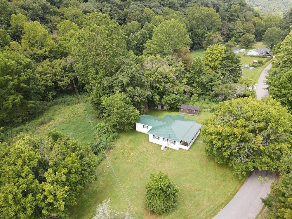 3 Bedroom on 107 Acres with Timber