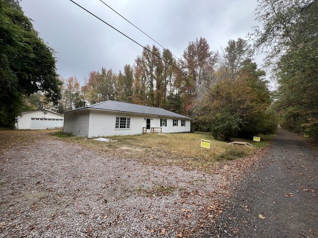 Image for 5 Bedroom, 1 Bath, 2180 Sq. Fix and Flip on .6 Acres