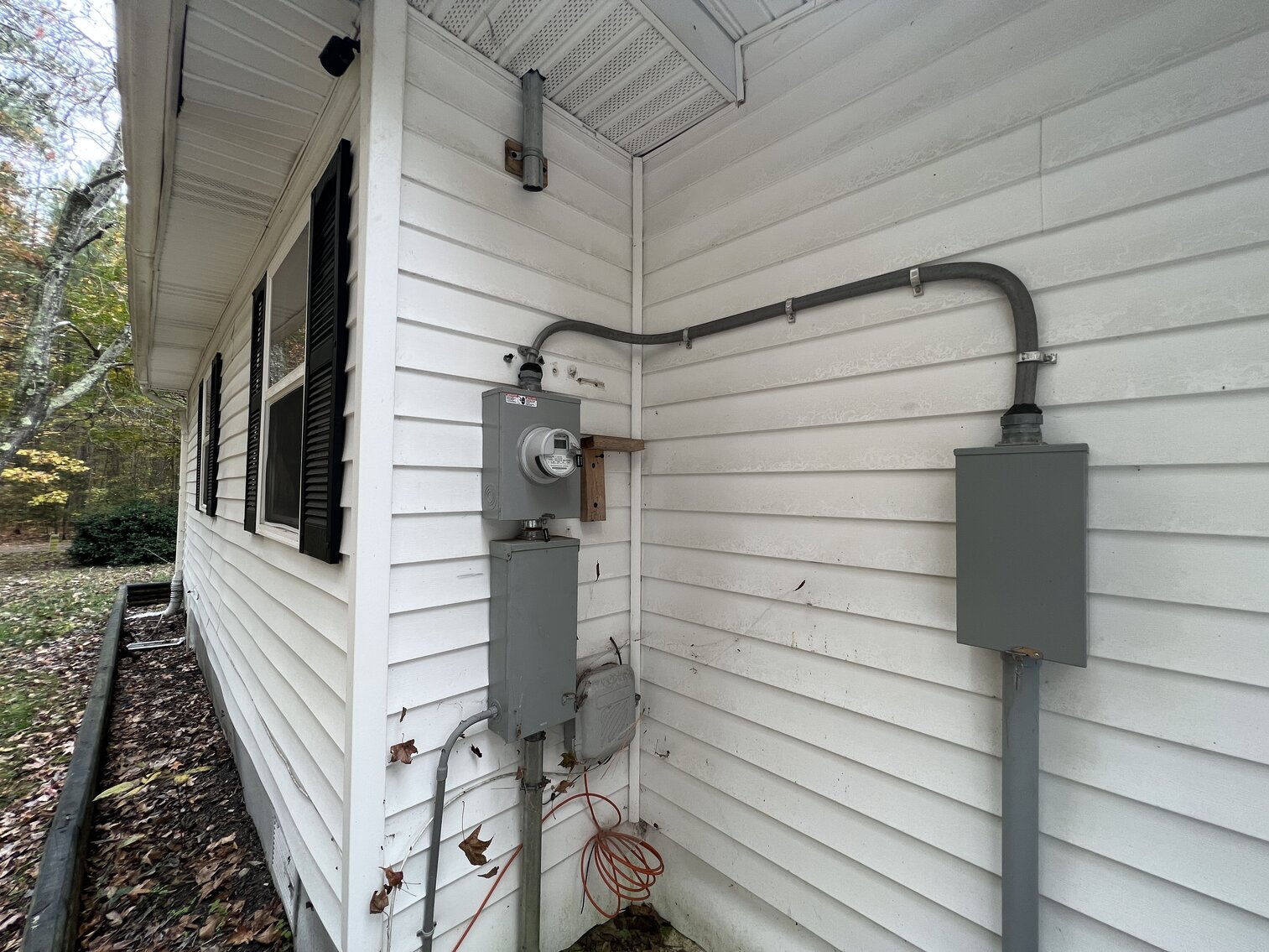 Image for 5 Bedroom, 1 Bath, 2180 Sq. Fix and Flip on .6 Acres