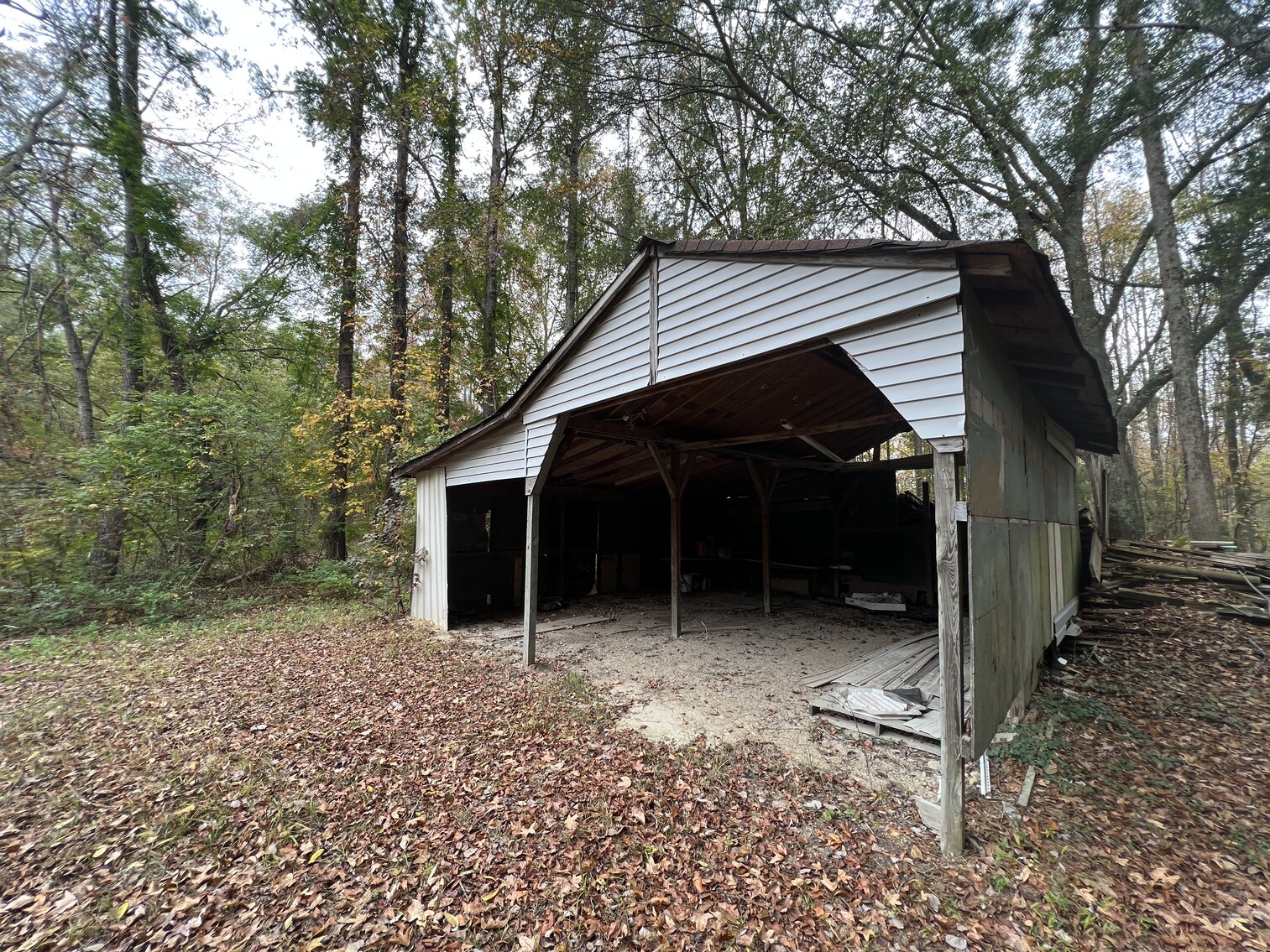 Image for 5 Bedroom, 1 Bath, 2180 Sq. Fix and Flip on .6 Acres