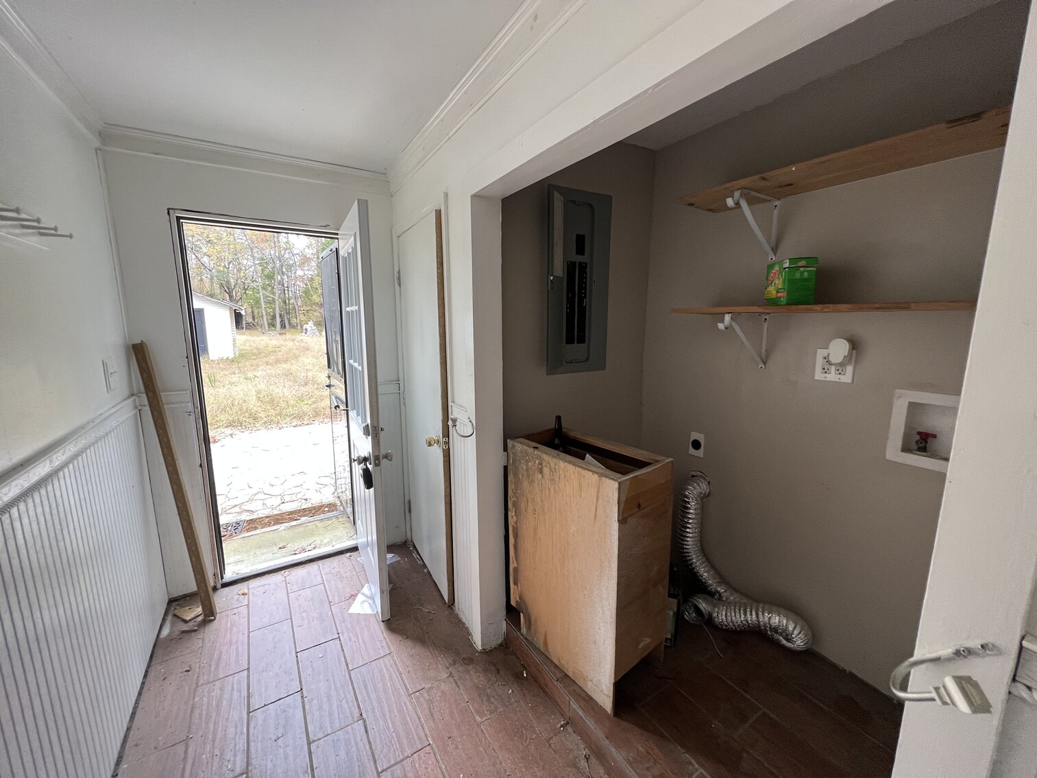 Image for 5 Bedroom, 1 Bath, 2180 Sq. Fix and Flip on .6 Acres