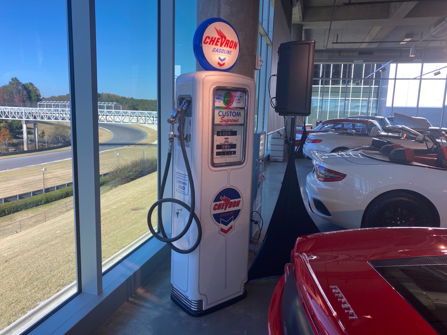 ERIE 77 CHEVRON GAS PUMP