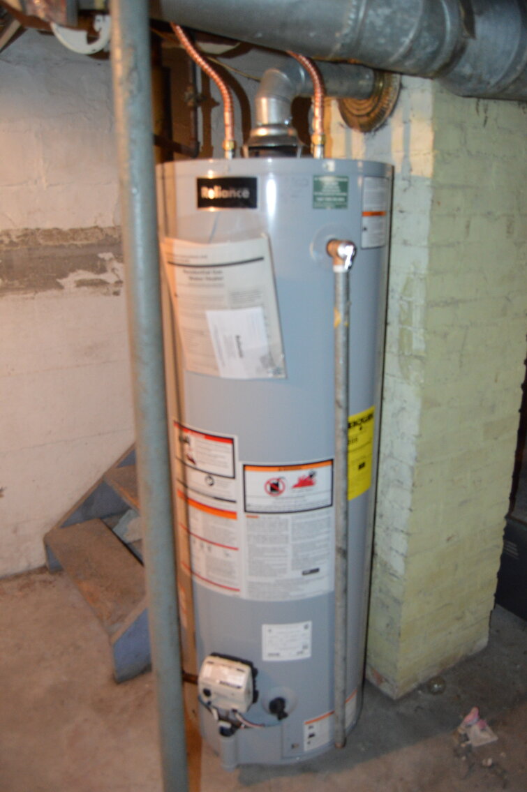 Image for 211 E 4th St