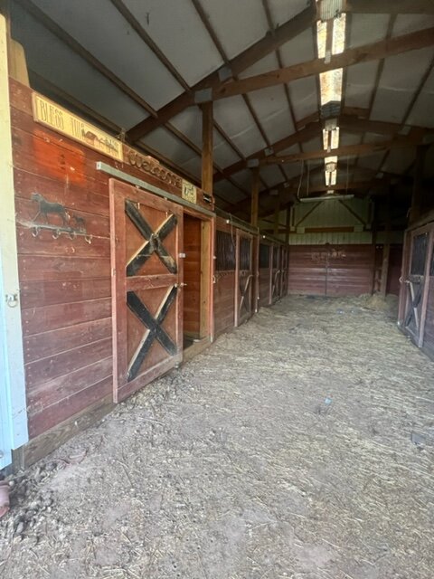 Image for 404 Robinson Road