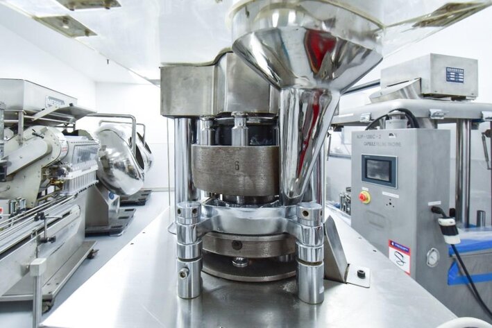 Image for ***SOLD***  MJK1246 7 Station Tablet Press MDL ZP-9 HUADA