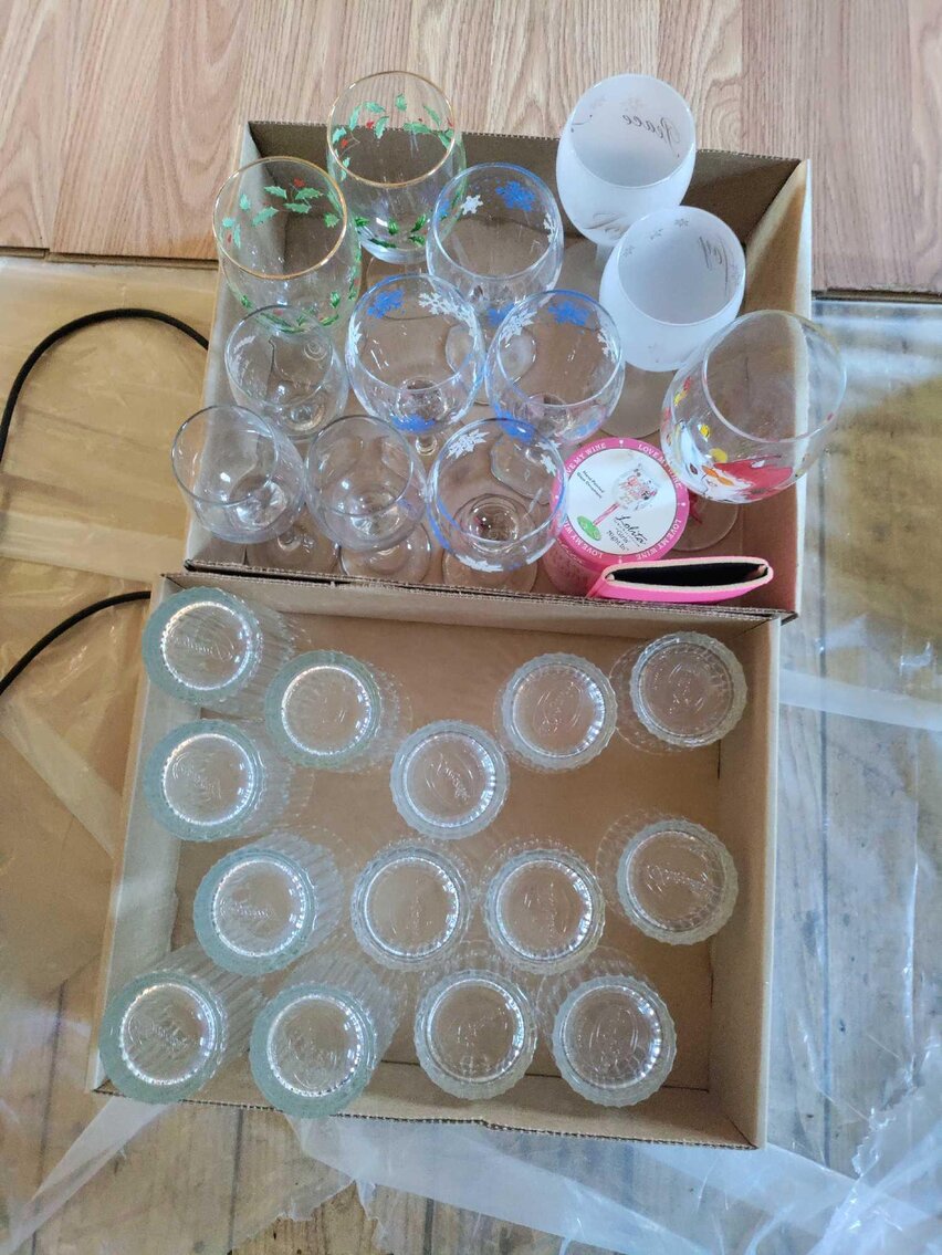 Image for Honda Civic, Ford Escape, Furniture, Decor, Kitchenware, Tools, Yard Items (Wildwood)