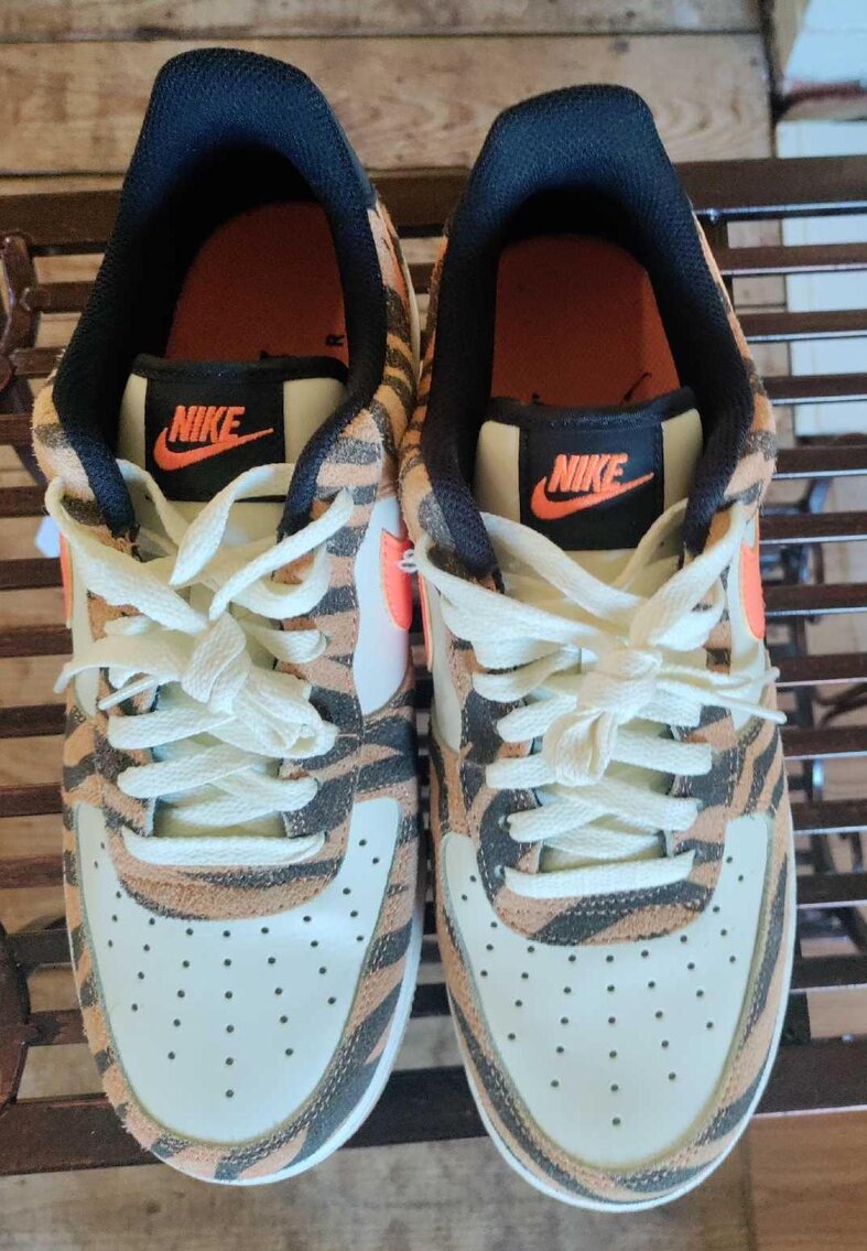 Image for Honda Civic, Ford Escape, Furniture, Decor, Kitchenware, Tools, Yard Items (Wildwood)