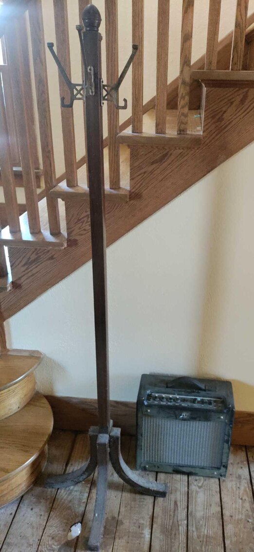 Image for Honda Civic, Ford Escape, Furniture, Decor, Kitchenware, Tools, Yard Items (Wildwood)