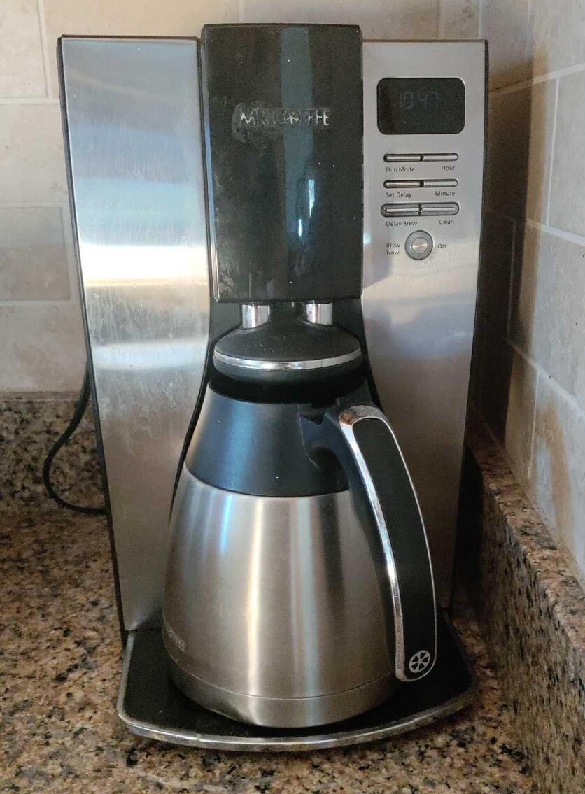 Image for Honda Civic, Ford Escape, Furniture, Decor, Kitchenware, Tools, Yard Items (Wildwood)