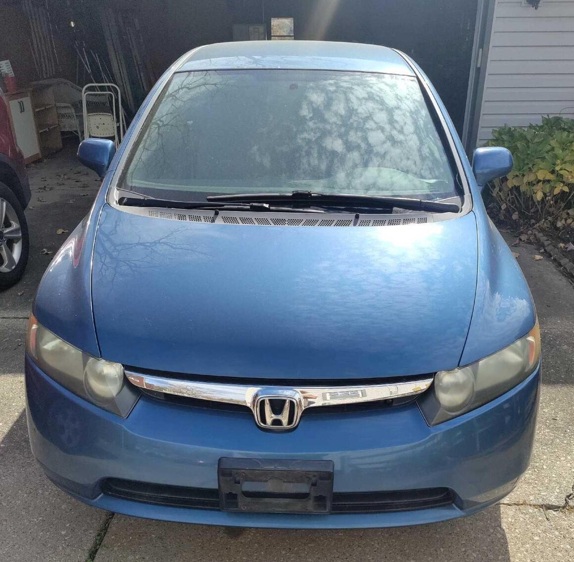 Image for Honda Civic, Ford Escape, Furniture, Decor, Kitchenware, Tools, Yard Items (Wildwood)