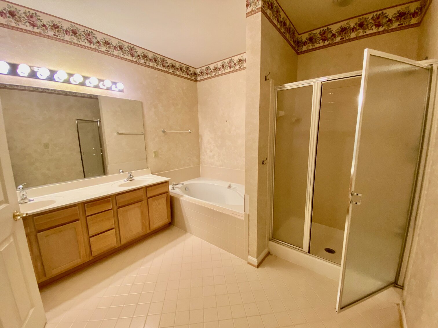 Image for 2 BR/2 BA Villa in The Salem Fields Neighborhood of Spotsylvania County, VA--SELLING to the HIGHEST BIDDER!!