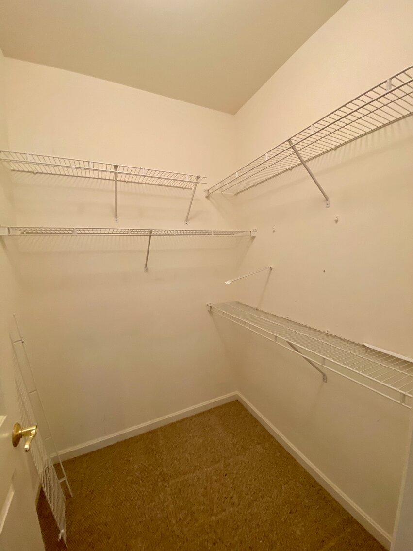 Image for 2 BR/2 BA Villa in The Salem Fields Neighborhood of Spotsylvania County, VA--SELLING to the HIGHEST BIDDER!!