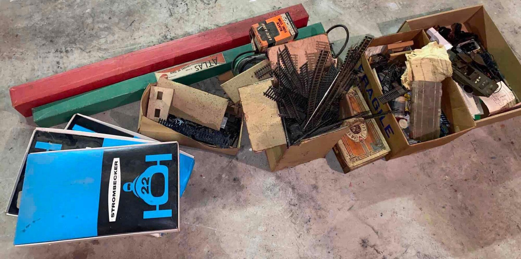 Image for Hot Rod Car Show Memorabilia, Toys, Trains, Die Casts, Furniture, Tools (Fredelia)