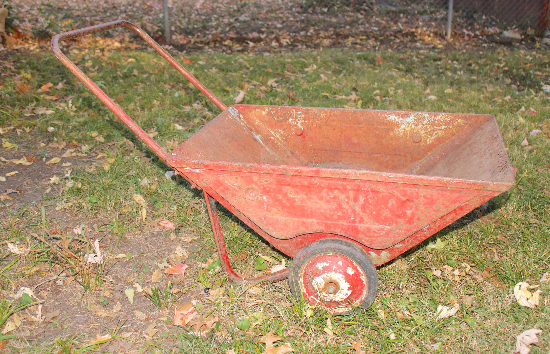 Image for ESTATE AUCTION