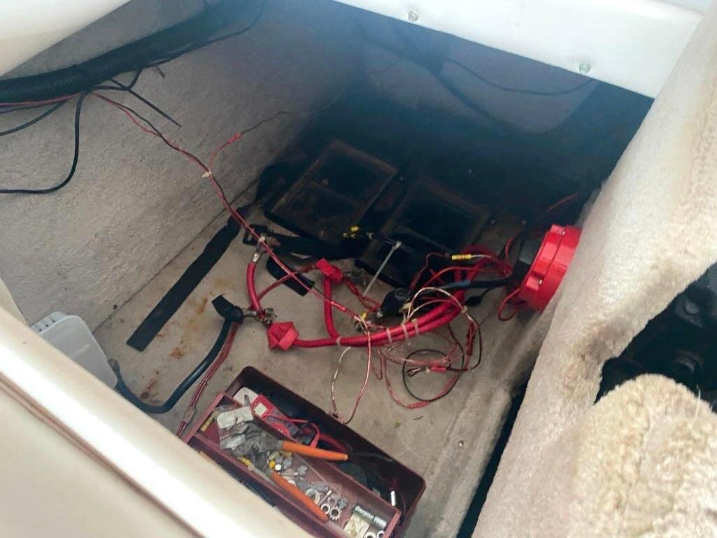 Image for 1999 Crownline 225 CCR 22 ft. Boat with Trailer (Glanzman)