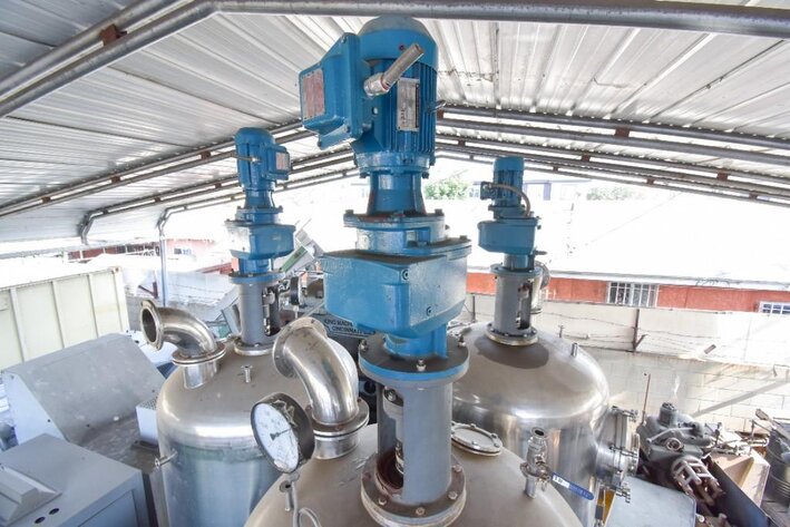 Image for ***SOLD*** MJK1132 Stainless Steel Tank with Agitation